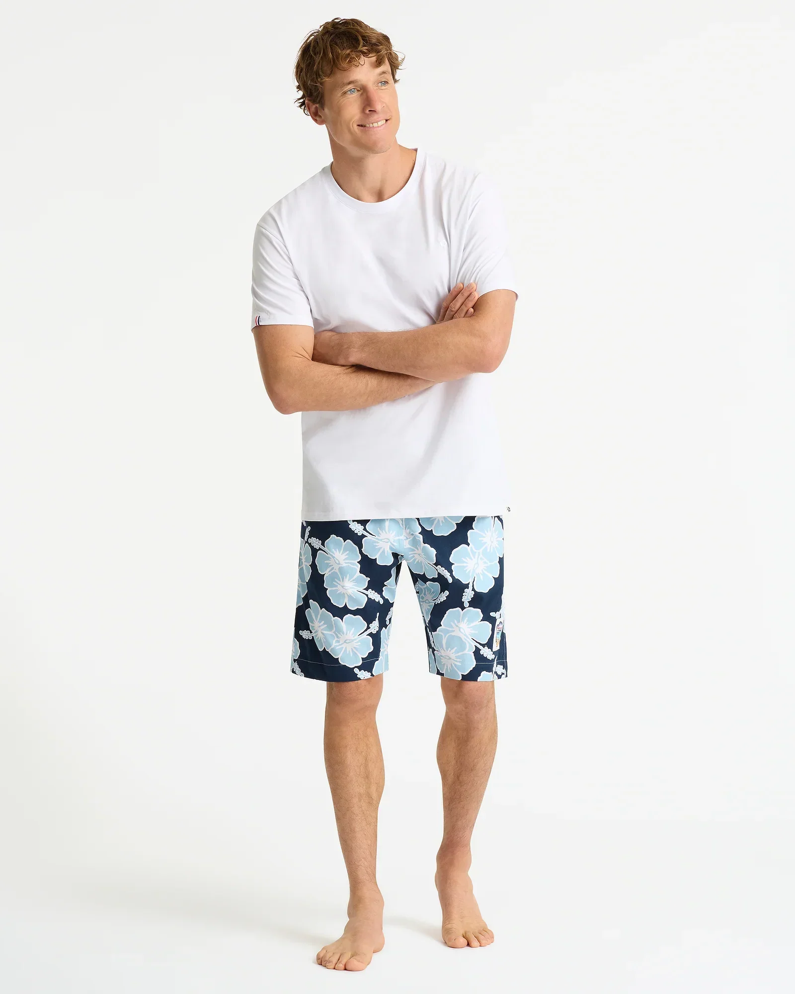 Mens Classic Short - Hibiscus Tri Colour - Navy Blue White - Image 5